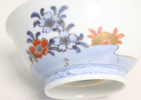 明治前期色絵三方桜図蓋茶碗