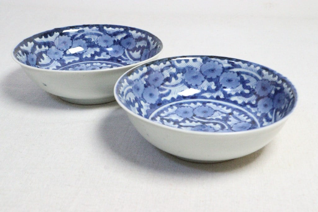 中国　染付菊紋鉢　送料込み0506 菊花楕円鉢5.5寸青白 工芸品