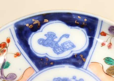 明治後期～大正銅判色絵花と宝尽くし図小皿