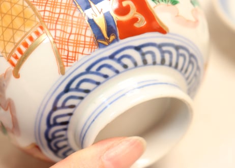 明治前期色絵梅と鶯に鳥籠図通り物飯茶碗
