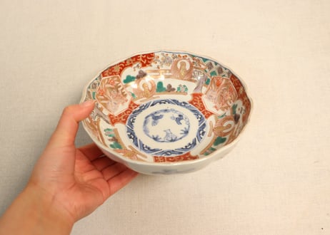 明治前期色絵鶉と鶴丸図大なます皿①　見込み濃いめ