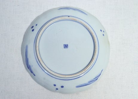 明治後期～大正染付山水図花柄縁7寸皿