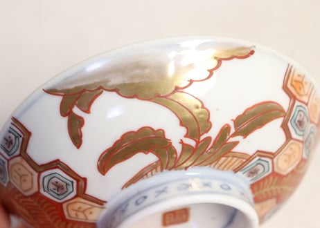 明治前期色絵芭蕉と亀甲図飯茶碗 釉剥げ