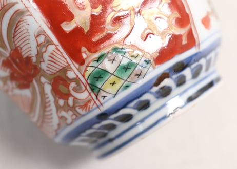 明治前期色絵花と唐草図六角向付②小ニュウ
