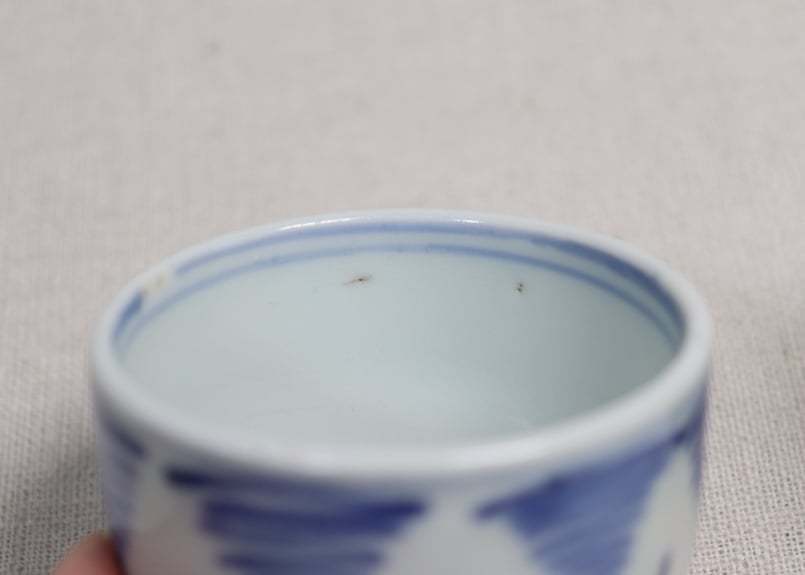 明治前期染付よろけ文ころ茶碗 窯傷 | 吉祥寺PukuPuku