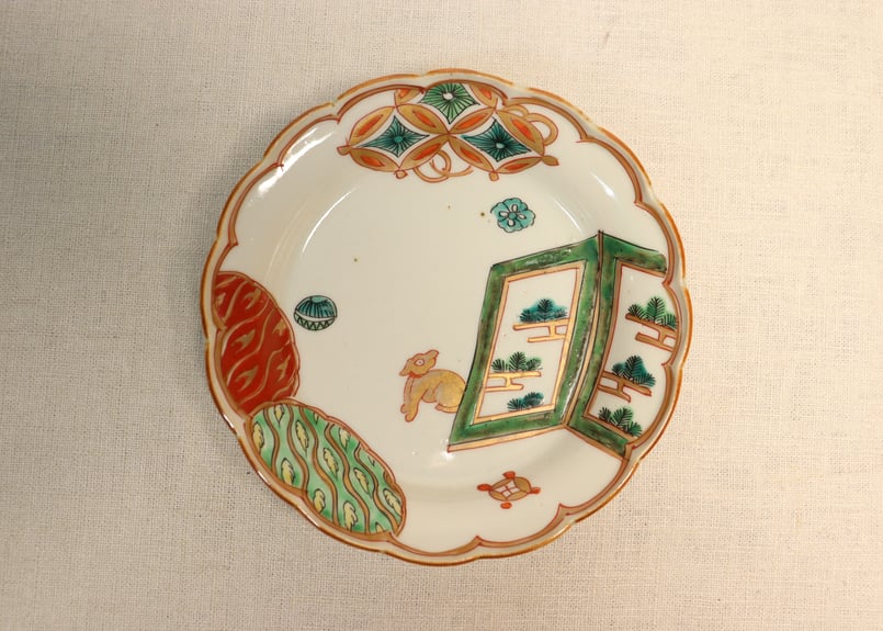 明治前期色絵松図屏風と犬図5寸皿 | 吉祥寺PukuPuku