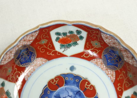 江戸幕末色絵牡丹と青玉図通り物大なます皿　染料飛び,窯傷