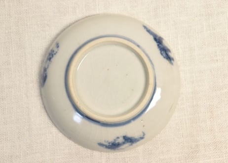 明治前期染付羽根三つ巴図小皿② 少甘手