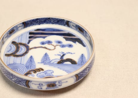 明治前期色絵山水と牡丹図つぼ碗5客組　内1客小ニュウ
