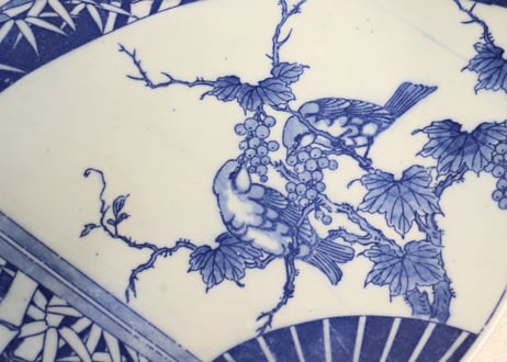 明治後期～大正銅判山葡萄と小鳥図尺皿