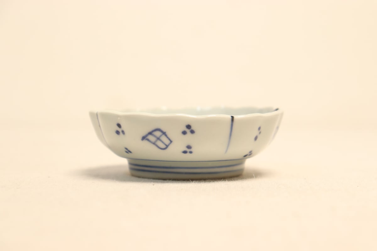 江戸幕末染付山水窓絵散らし図豆皿① | 吉祥寺PukuPuku