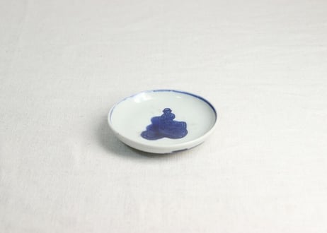 明治前期陰刻染付自動車と人物図小皿 高台ホツ