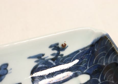 江戸幕末染付青海波と帆掛け舟図長皿②黒点