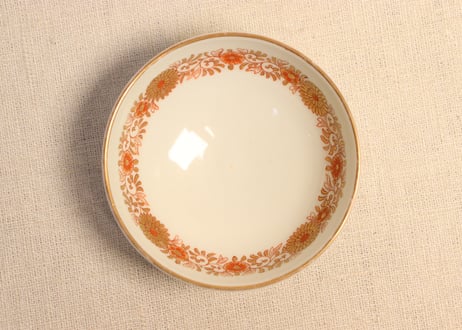 明治前期色絵菊に唐草と野菜図輪茶碗 5客組