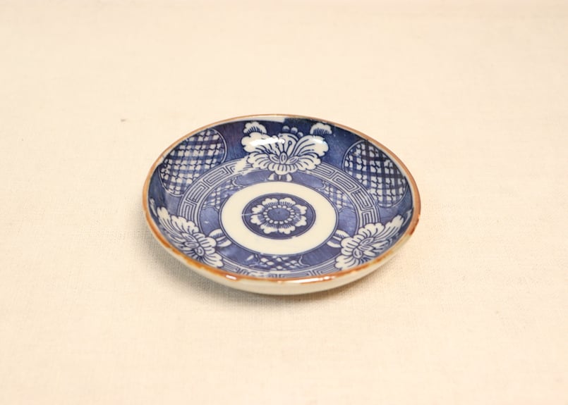 明治後期～大正銅判三方牡丹図小皿 | 吉祥寺PukuPuku