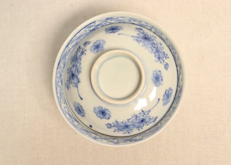 明治前期染付桜図飯茶碗② 少甘手
