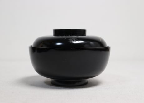 総黒沈金羊歯図吸物椀