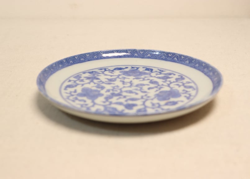 明治後期～大正銅判花と唐草図5寸皿 | 吉祥寺PukuPuku