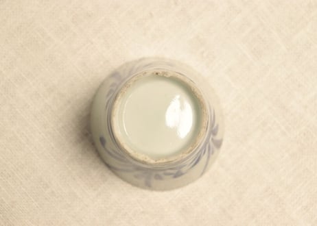 江戸中期染付立草図猪口(小ぶり) ひっつき