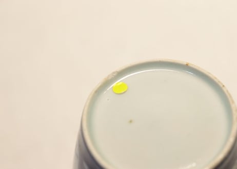 江戸中期染付松竹梅図猪口 カマキズ,高台ホツ