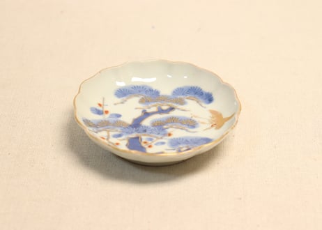 江戸幕末赤絵金彩染付松竹梅に鶴図小皿①