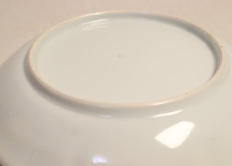 明治前期金彩つわぶき図7寸皿