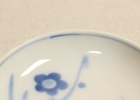 大正～昭和戦前染付梅図小皿②薄め