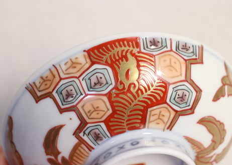 明治前期色絵芭蕉と亀甲図飯茶碗 釉剥げ