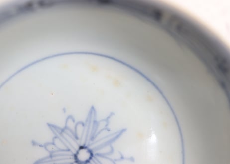 江戸幕末染付丸文散らし図蓋茶碗①