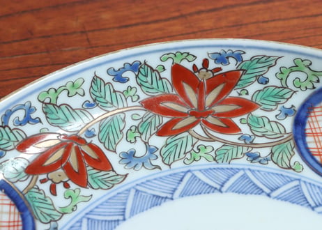 江戸中期色絵丸と唐草に花図7寸皿② ホツ
