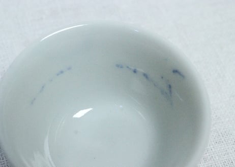明治前期染付草花図煎茶碗