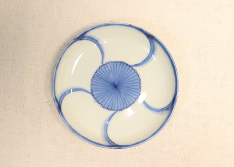明治前期染付梅花図小皿