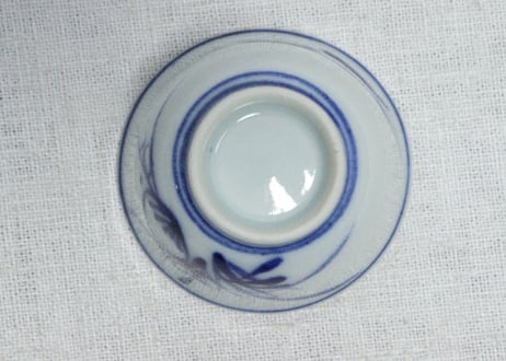 明治前期染付草花図煎茶碗