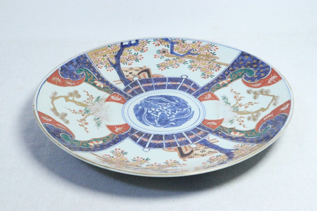 明治前期色絵桜と御所車図尺3寸尺皿 | 吉祥寺PukuPuku
