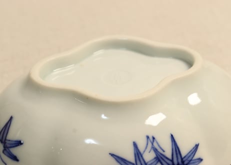 明治後期～大正染付松図木瓜型深皿①濃いめ