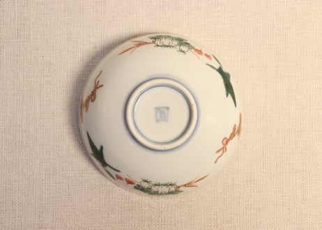 明治前期色絵菊に唐草と野菜図輪茶碗 5客組