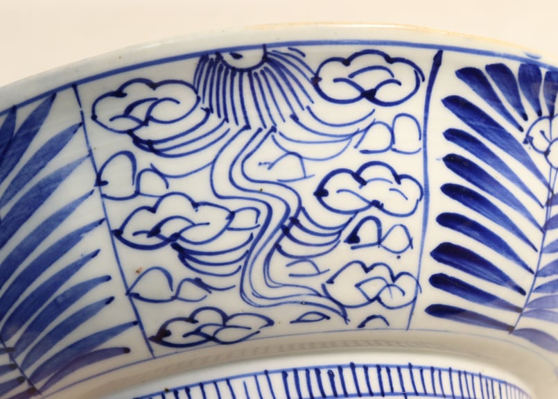 明治前期染付蝶図8寸鉢 | 吉祥寺PukuPuku