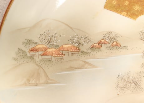 明治前期九谷焼色絵家風景図通り物8寸皿②　ノミホツ