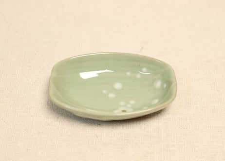大正~昭和戦前青磁梅図笹型醤油皿