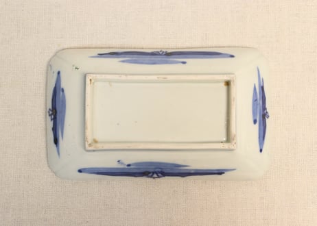 明治前期色絵山水図長角皿② 釉剥げ