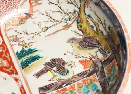 明治前期色絵鳥と巾着袋図三ツ組鉢 中サイズ釉剥げ