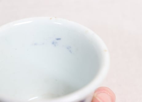 江戸後期染付松竹梅図猪口　窯傷