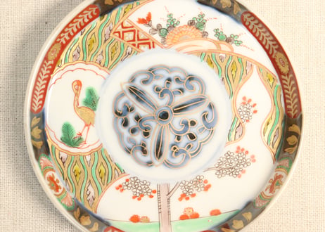 明治前期色絵松鶴に菊と桜図縁立小皿
