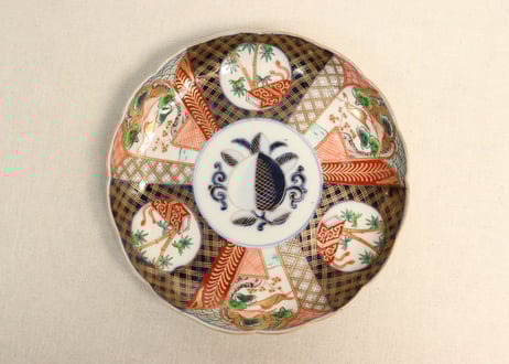 皿■渦福 明 色絵染付 四角皿 花篭 唐草 花尽くし 赤絵 時代物 骨董品■ 皿□渦福 明 色絵染付 四角皿 花篭 唐草 花尽くし 赤絵 時代物