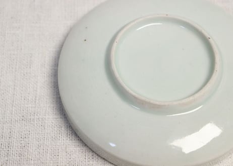 江戸中期色絵若松と梅図縁立ち小皿 窯傷