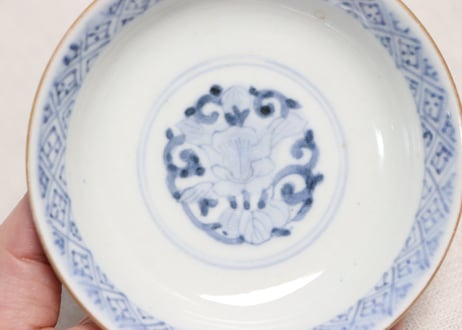 明治前期色絵梅に鶯と菖蒲図通り物飯茶碗