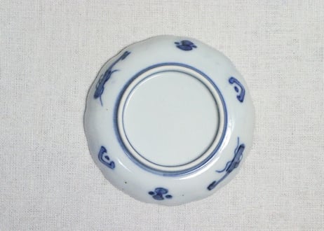 明治前期色絵山水風景と青海波図小皿