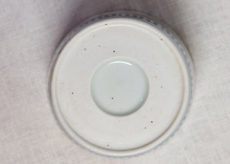 江戸後期色絵山水と牡丹図猪口 ノミホツ