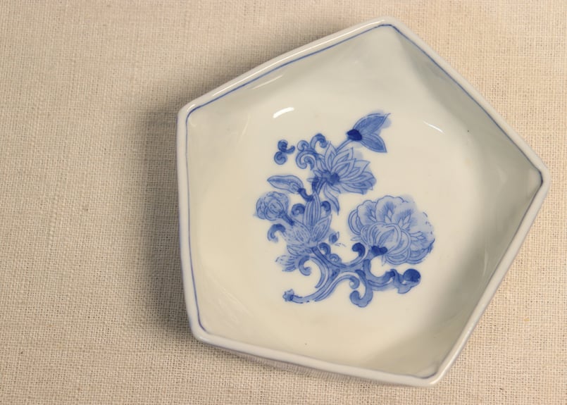 明治後期~大正銅判花図面取り五角小鉢 | 吉祥寺PukuPuku