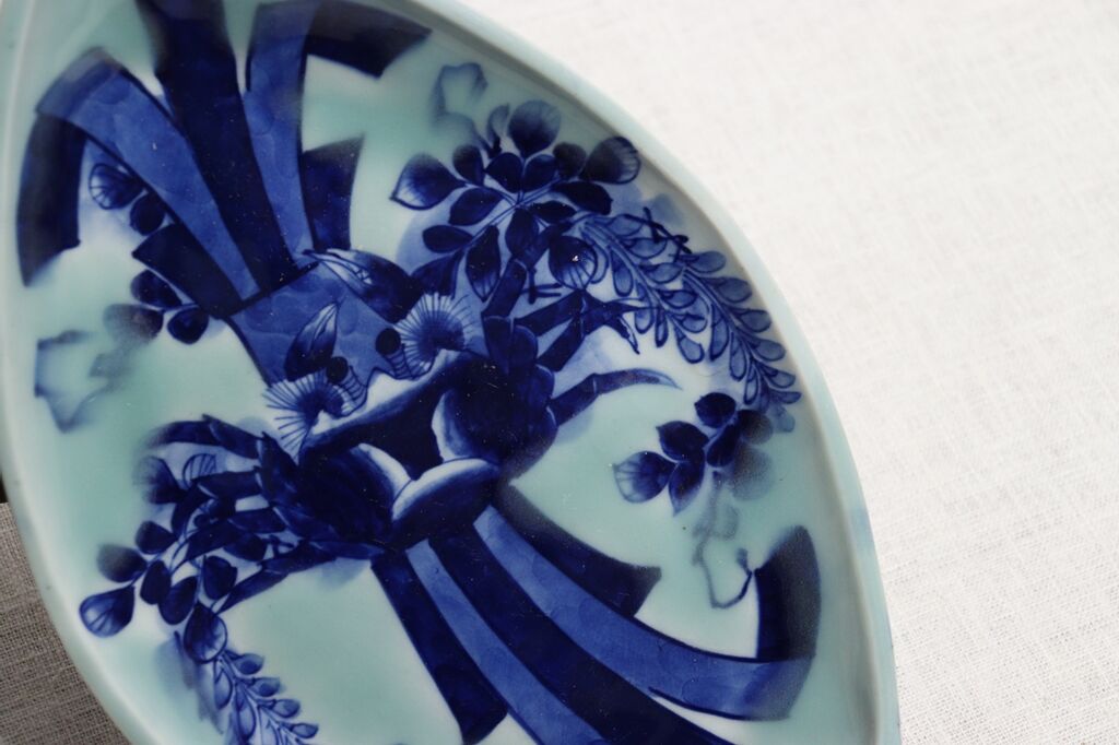 明治前期青磁染付束ね熨斗に蟹図舟型皿 | 吉祥寺PukuPuku